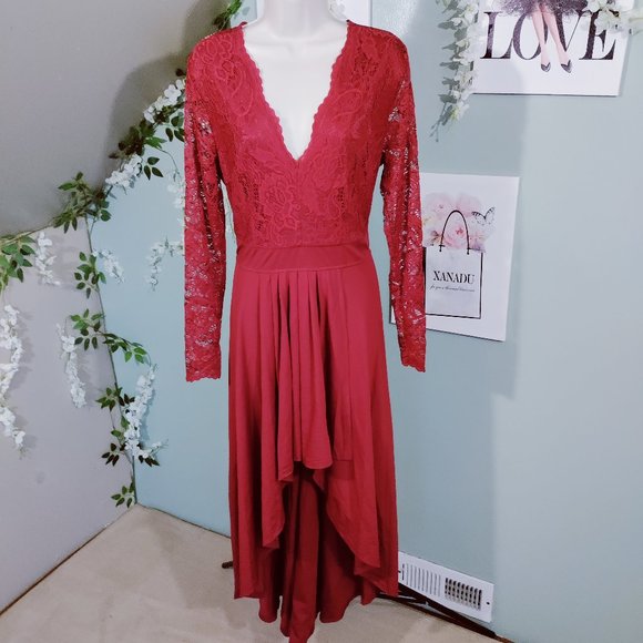 Dresses & Skirts - Women's V Neck, A Line, Long Sleeve, Lace Hi Low Dresses